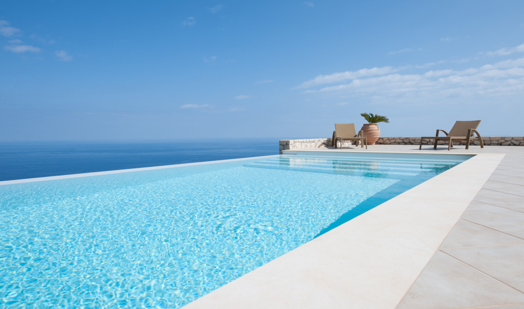 Luxury home with infinity pool and ocean view