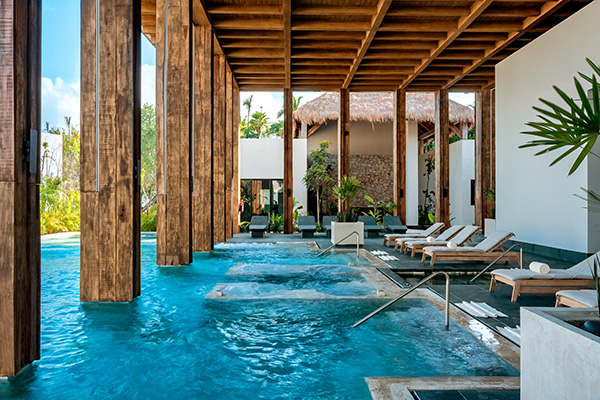 Spa Hydrotherapy pool at Secrets Moxche in Playa Del Carmen