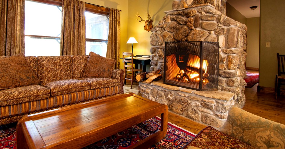 HF Bar Ranch in Saddlestring, WY - Lodge & Ranch Deals