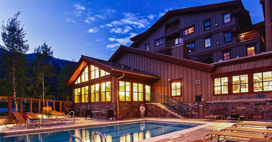 Teton Mountain Lodge And Spa in Teton Village, Wyoming - Lodge & Ranch ...