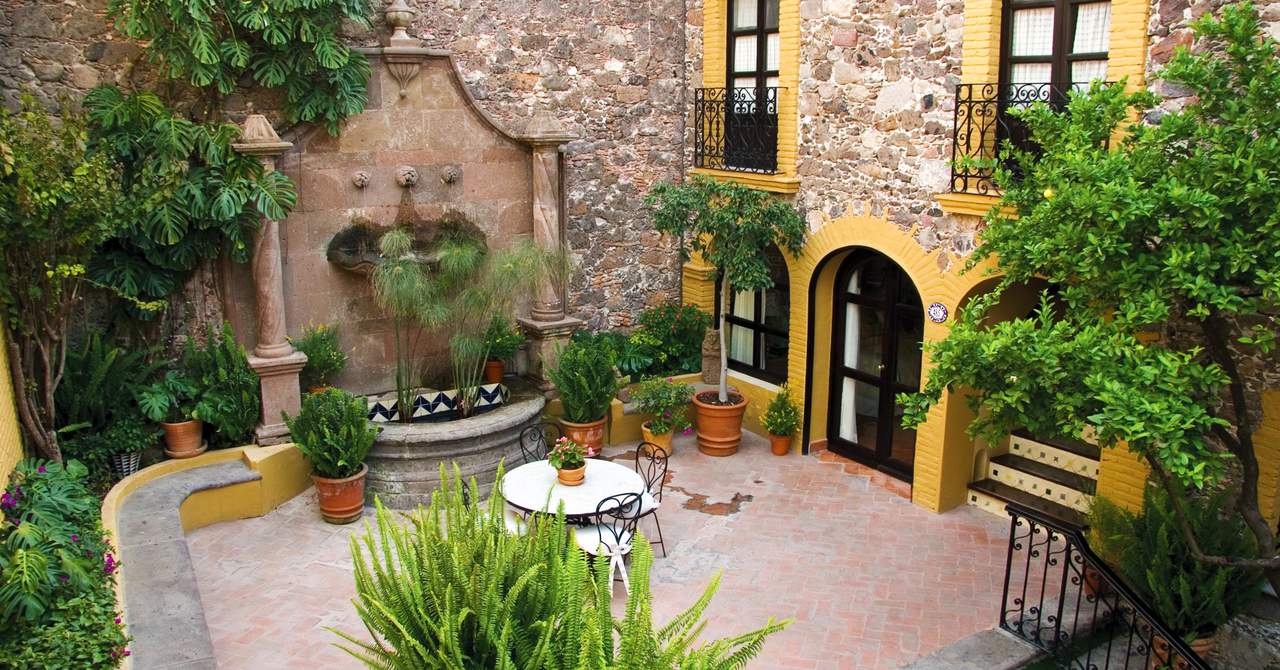 Contact Casa de Sierra Nevada  Luxury Hotel in San Miguel de Allende