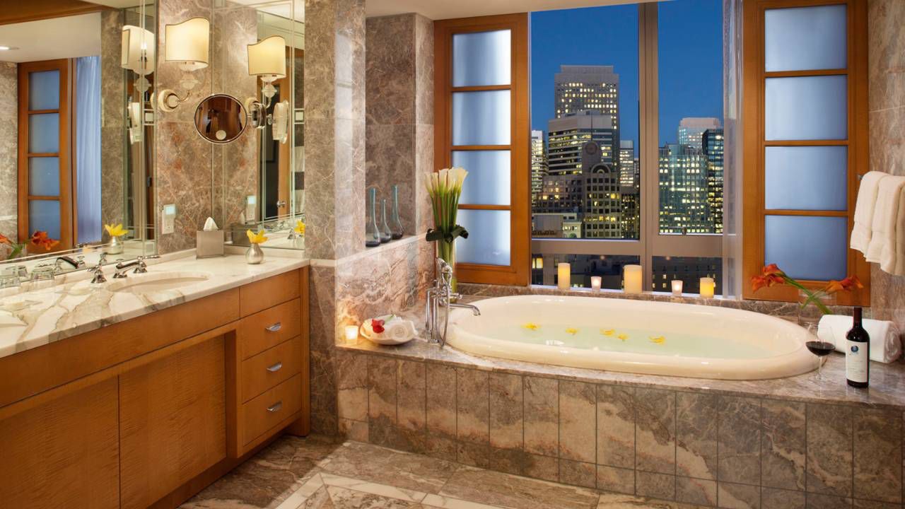 Four Seasons Hotel San Francisco in San Francisco, California