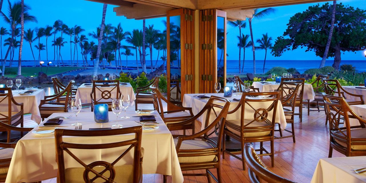 The Mauna Lani Bay Hotel & Bungalows In Kohala Coast, Island Of Hawaii 